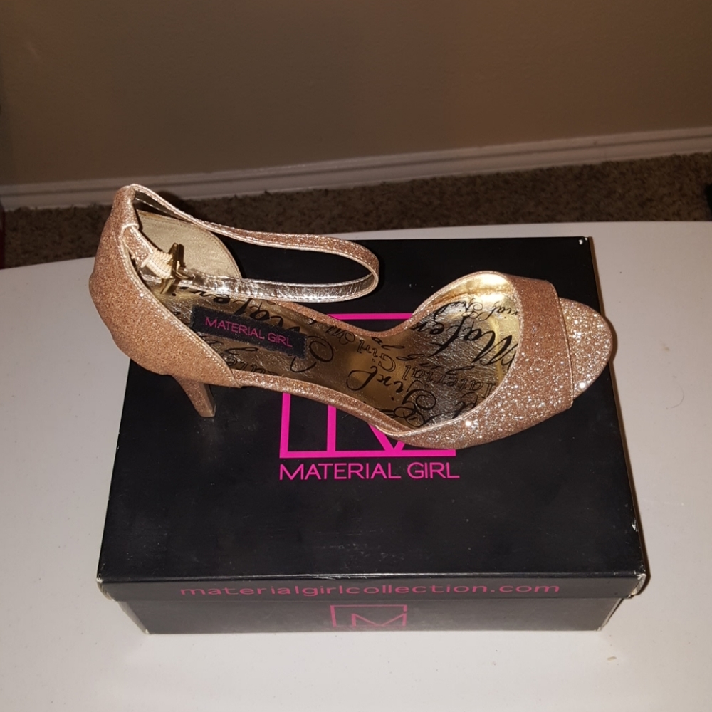 Glitter glam heels